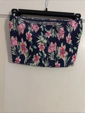 Victoria's Secret Navy Floral Smocked Crop Top